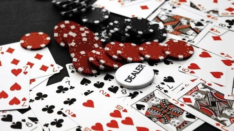 Filipino player watching a live dealer baccarat table on phbet88 mobile browser